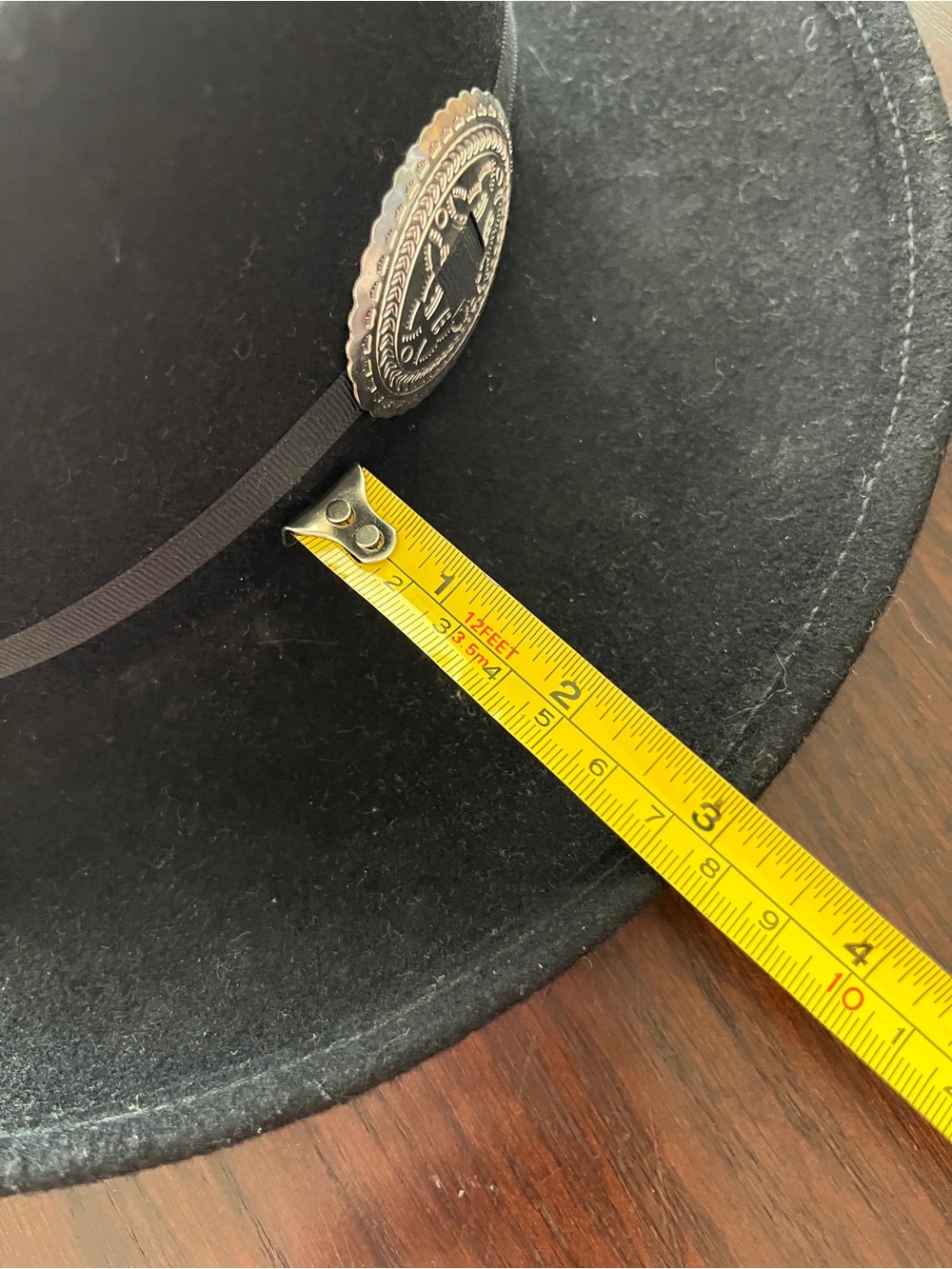 Black Felt Western Cowboy Ranch Hat with Silver Tone Conchos - Picture 12 of 12